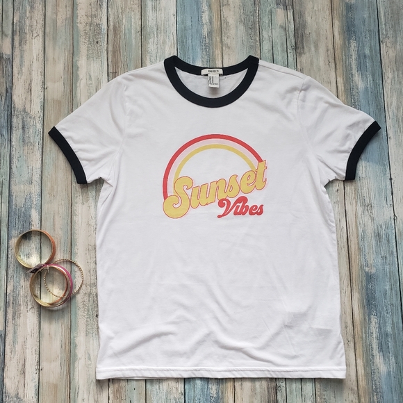 Forever 21 Tops - Forever 21 Sunset Vibes Top!!!!